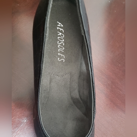 Shoes - Picture 2 of 3